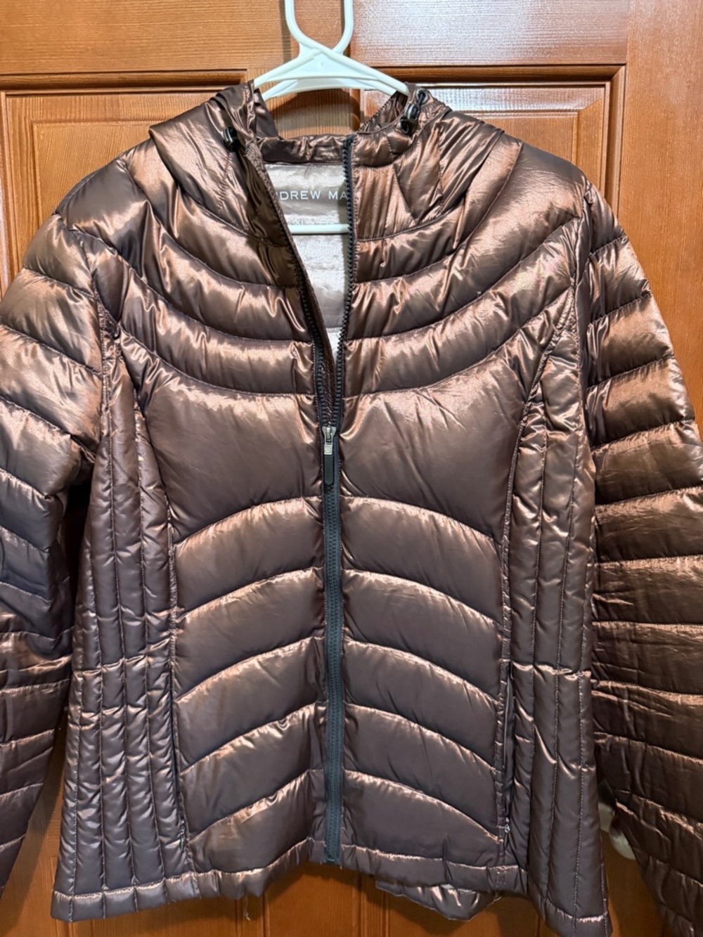 Andrew Marc Gold Puffer Jacket.  Size XL.